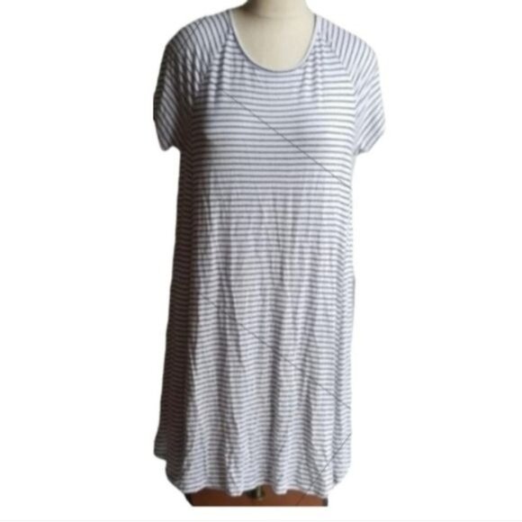 Shirt Dress Old Navy White Navy Blue Striped Short Sleeve Women's WOMAN'S Large - Picture 2 of 8